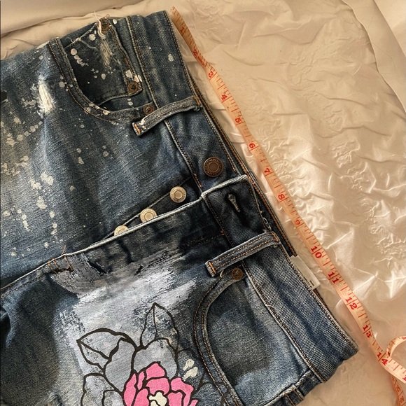 American Eagle Outfitters Distressed Jean Shorts - Picture 11 of 11